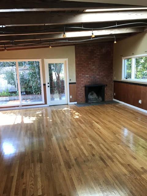 Building Photo - 1065 Moana Dr
