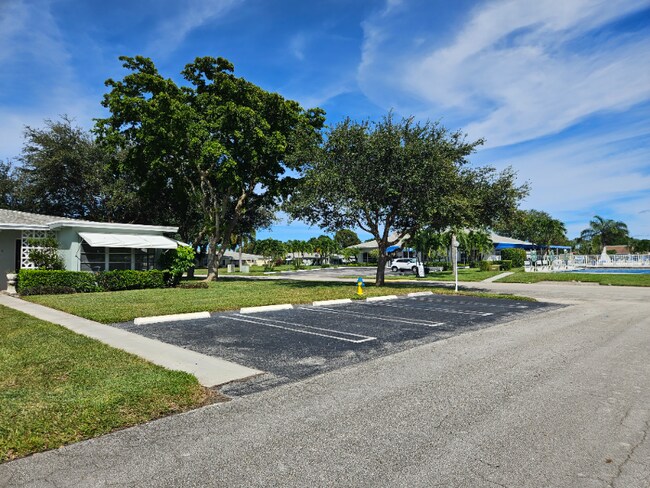 Foto del edificio - 277 W High Point Ct