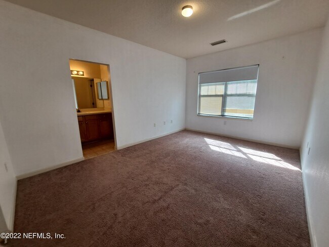Building Photo - 3750 Silver Bluff Blvd