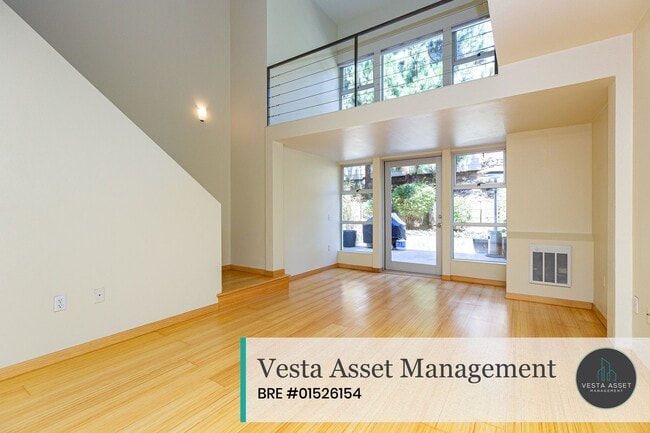 Lower Pacific Heights: Spacious 2-Level L... - Lower Pacific Heights: Spacious 2-Level  L... House
