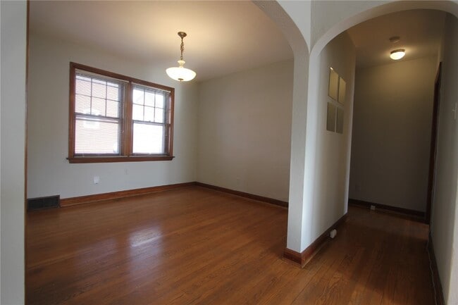 Foto del edificio - 6601 Alamo Ave