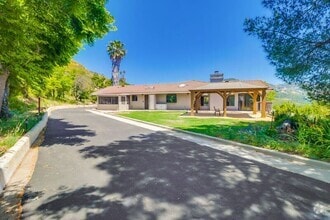 Building Photo - 3289 Altoro Ln