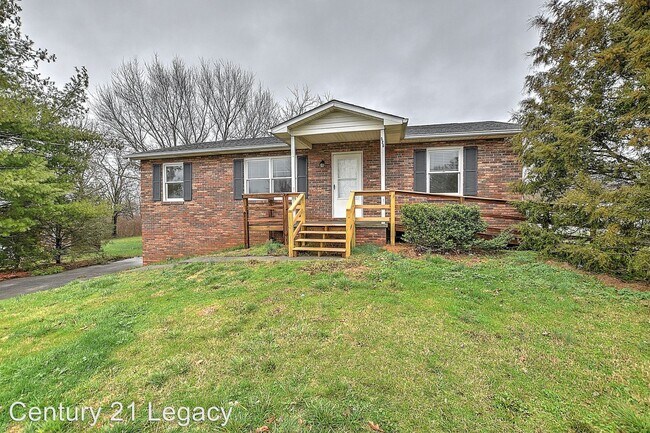 Building Photo - 3 br, 1 bath House - 525 Berry Ridge Road