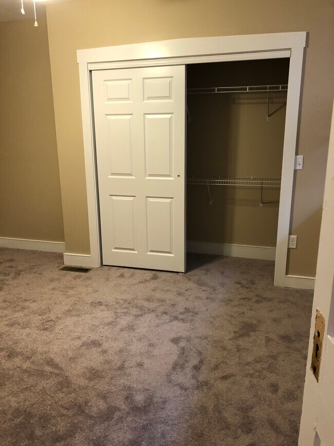 Bedroom Closet - 152 E Lemon St