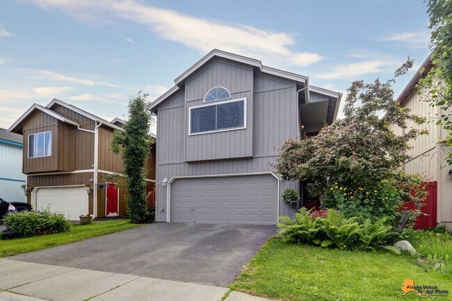 Foto del edificio - COMING SOON! Rare Find! East Anchorage Home! Military Discount Available!