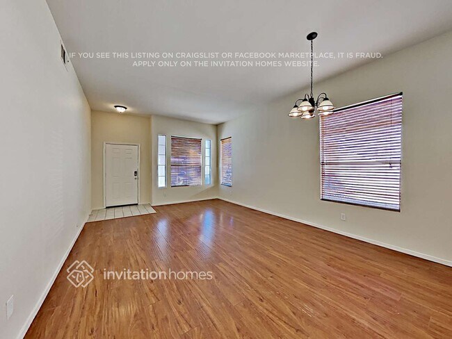 Foto del edificio - 8068 Sweet Clover Ct