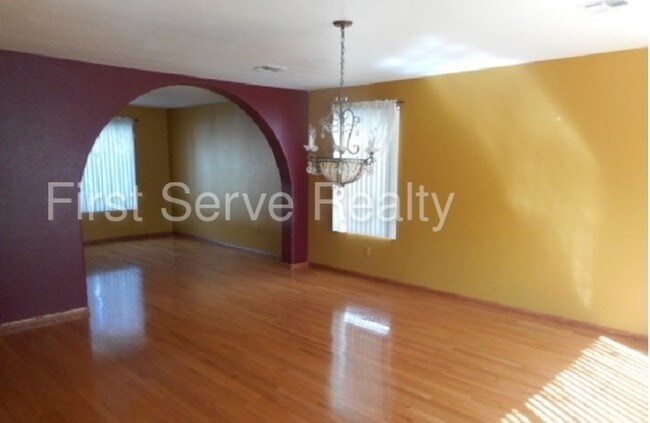 Building Photo - 8224 Tivoli Cove Dr