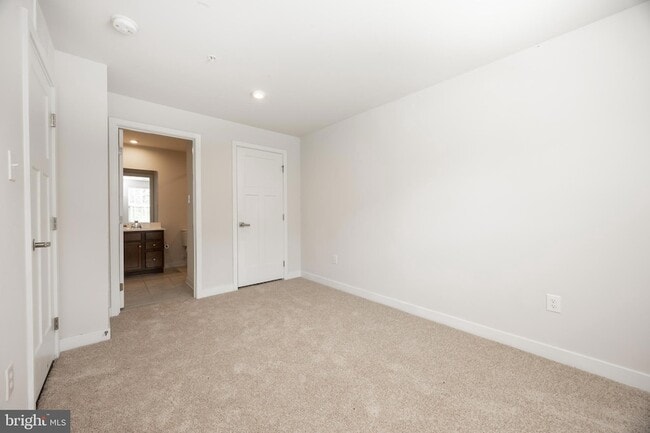 Building Photo - 430 Paperbark Sq