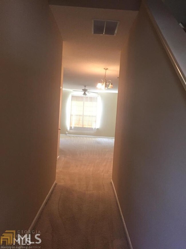 Building Photo - 7314 Wagon Wheel Ct