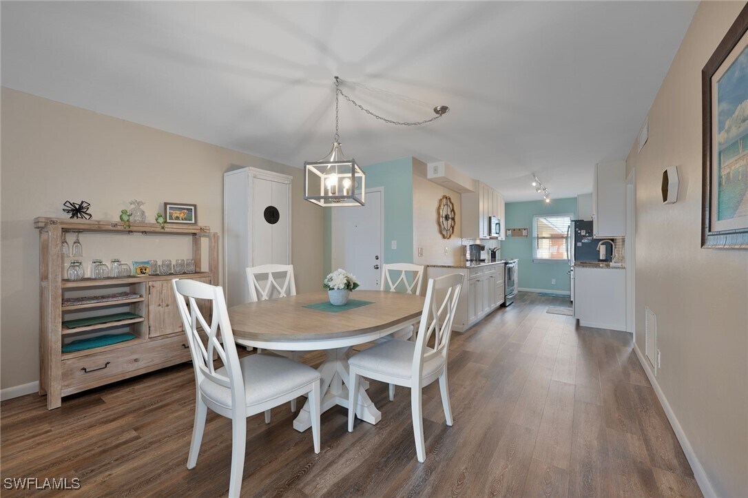 Primary Photo - 200 Pebble Beach Blvd
