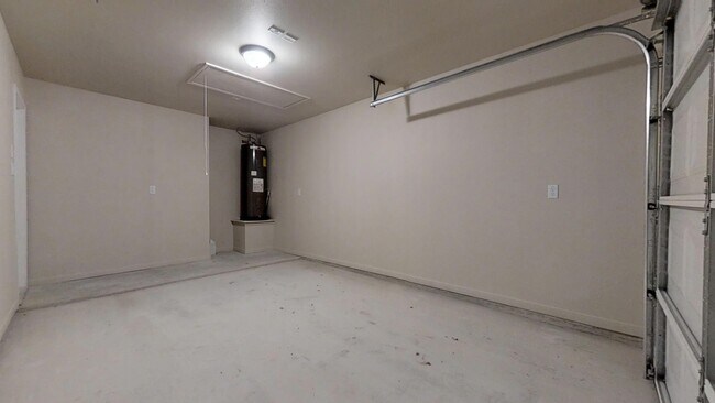 Building Photo - ALL TILE LUXURY DUPLEX IN KILLEEN CLOSE TO...