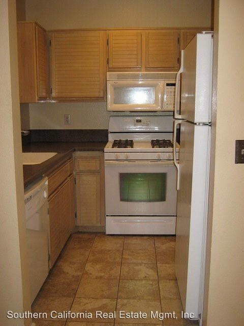 Building Photo - 24151 W Del Monte Dr