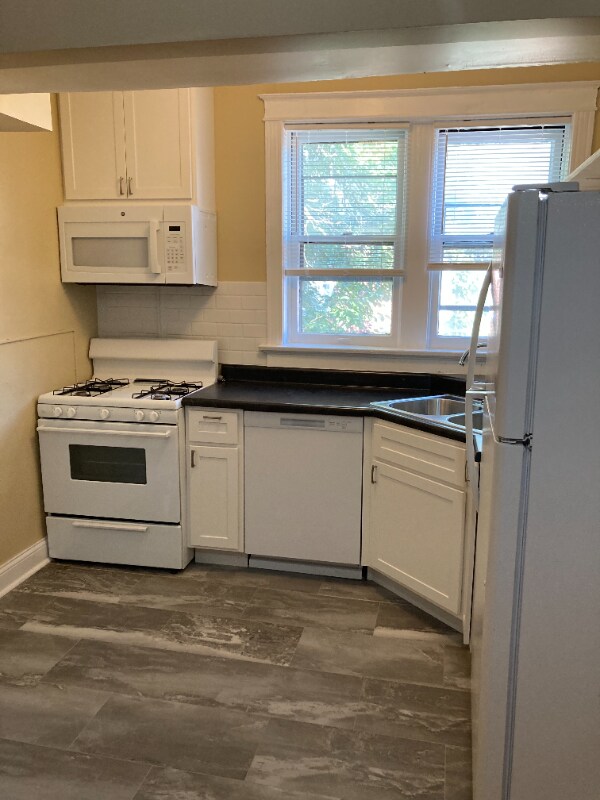 7208 Forsyth Blvd, Saint Louis, MO 63105 Room for Rent in Saint Louis