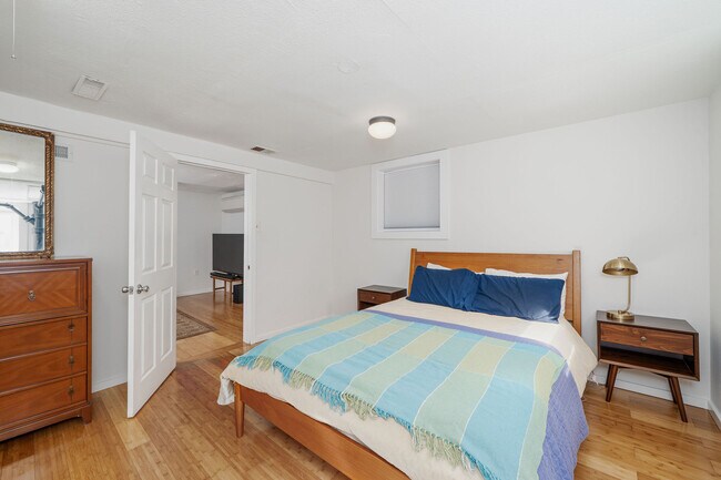 Foto del edificio - 6654 Flora Ave S