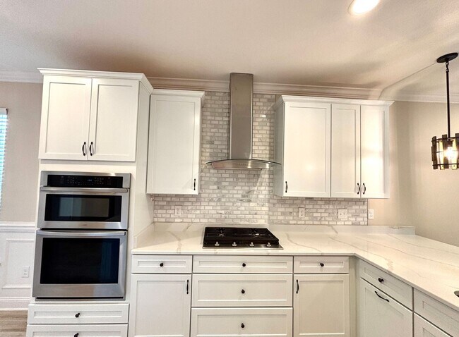 Foto del edificio - 835 Silver Pine Dr