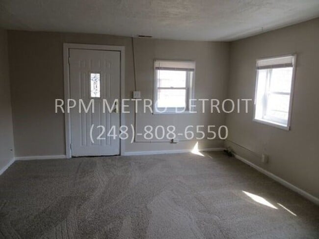 Building Photo - Cute and Cozy Ranch