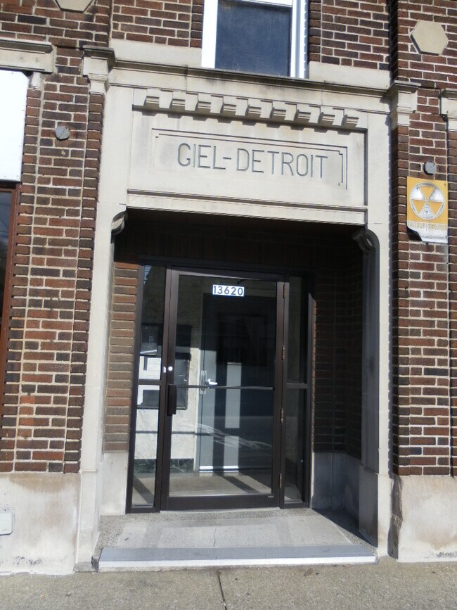 Building Photo - 13620 Detroit Ave