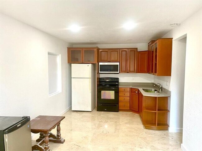 Foto del edificio - 2813 Dewey St