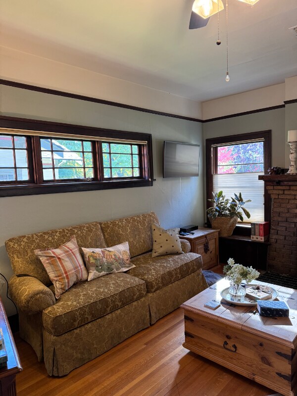 Foto del edificio - 1022 W 19th Ave