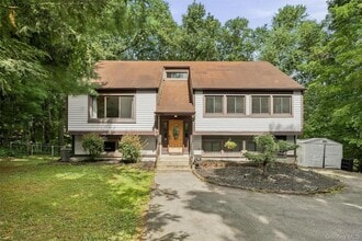 Building Photo - 383 NY-32