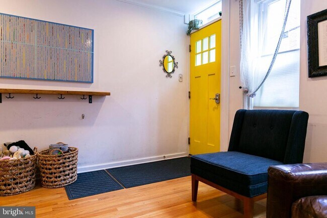 Foto del edificio - 716 Clymer St