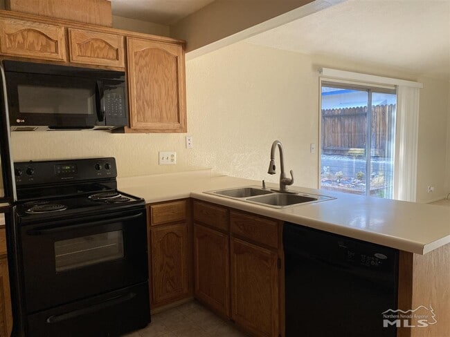 Building Photo - 3361 Lagomarsino Ct