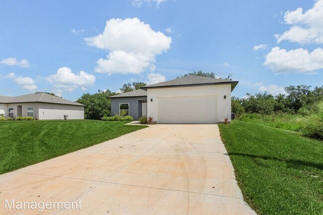 Foto del edificio - 3 br, 2 bath House - 710 Bedford Point Avenue