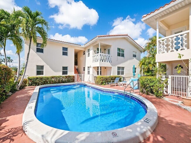 Foto del edificio - 2591 NE 55th Ct