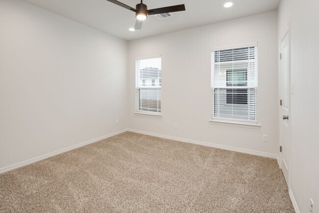 Foto del edificio - 254 Richards St