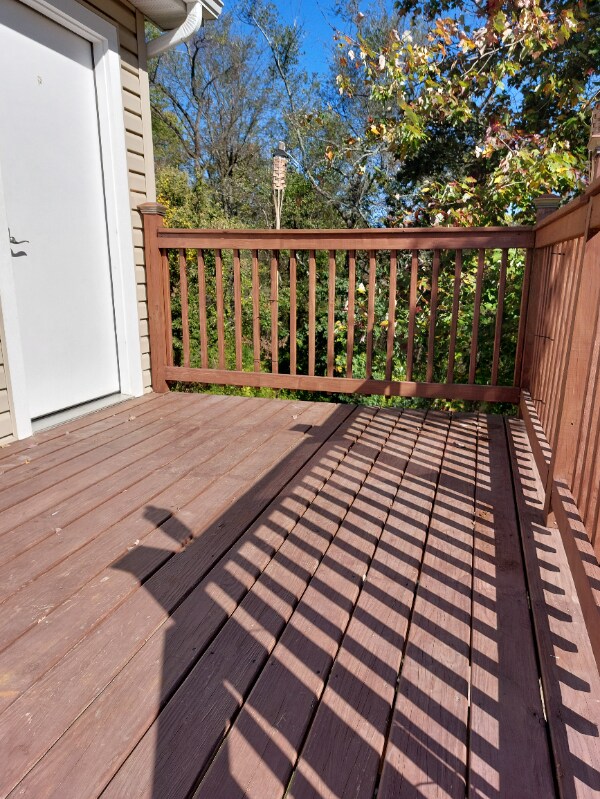 Building Photo - 314 Pine Dr