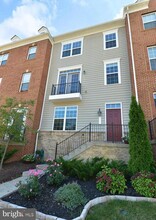 Building Photo - 8017 Sport View Rd