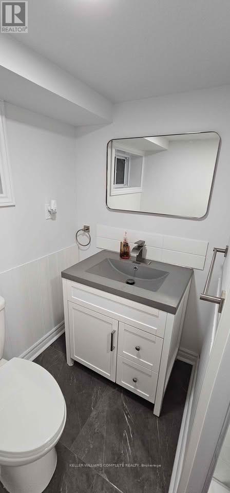 Building Photo - 6254 Churchill St