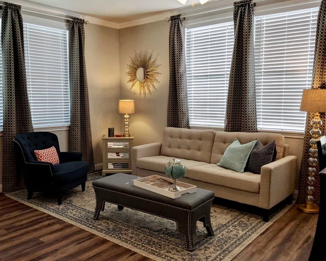 Perry Place - Downtown Bryan - Apartments in Bryan, TX | Apartments.com