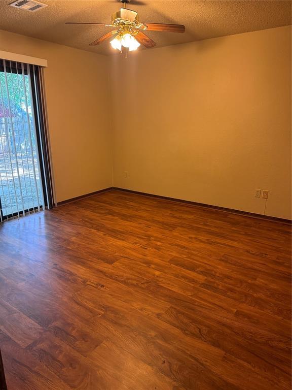 Building Photo - 1411 N Fretz Ave