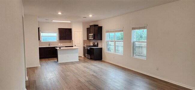 Building Photo - 8105 Purple Aster Pass