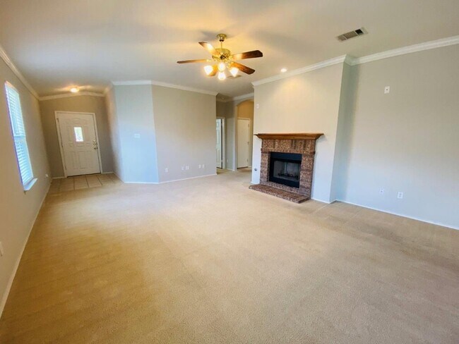 Building Photo - 207 Golden Gate Dr