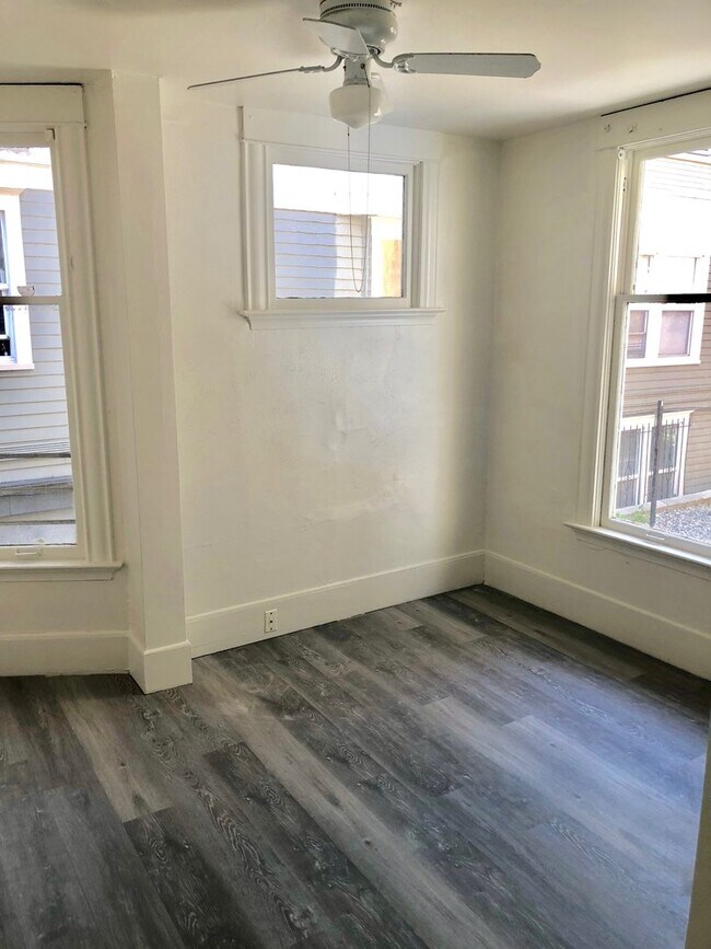 Foto del edificio - Capitol Hill Duplex 2 BR
