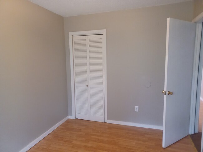 Foto del edificio - 3303 Cassidy Rd