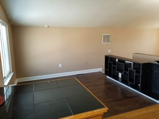 Building Photo - 2545 W 91st Dr