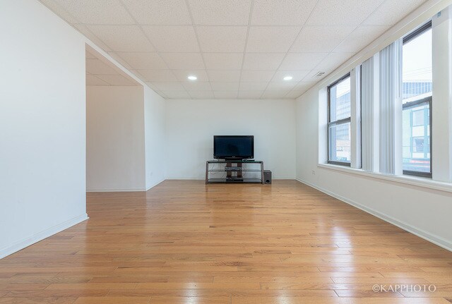Foto del edificio - 1127 W Argyle St