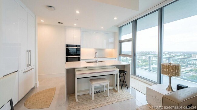 Foto del edificio - 220 Lake Shore Dr