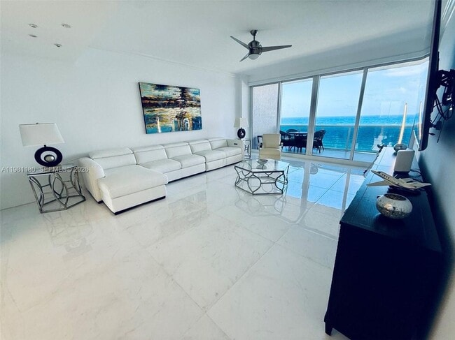 Building Photo - 3200 N Ocean Blvd