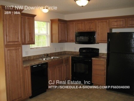 Building Photo - 1117 NW Downing Cir