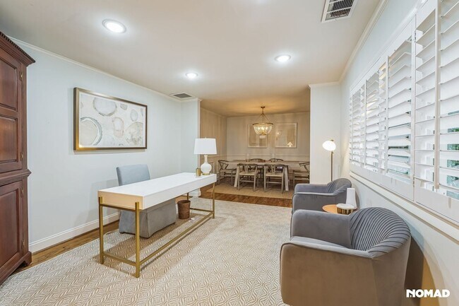 Foto del edificio - Newly Furnished 4BR House in Charlotte