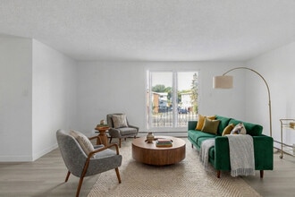 Building Photo - Imperial