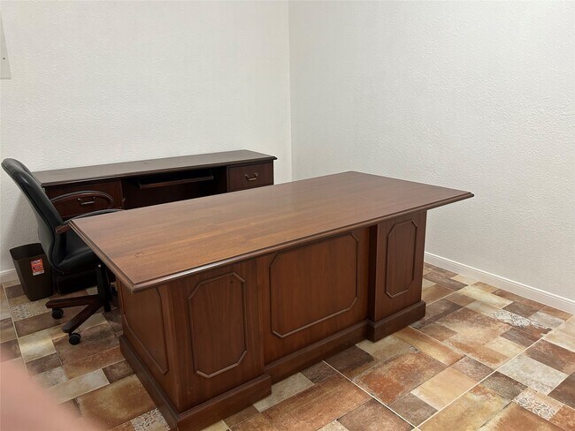 Foto del edificio - 7424 Lindencrest St