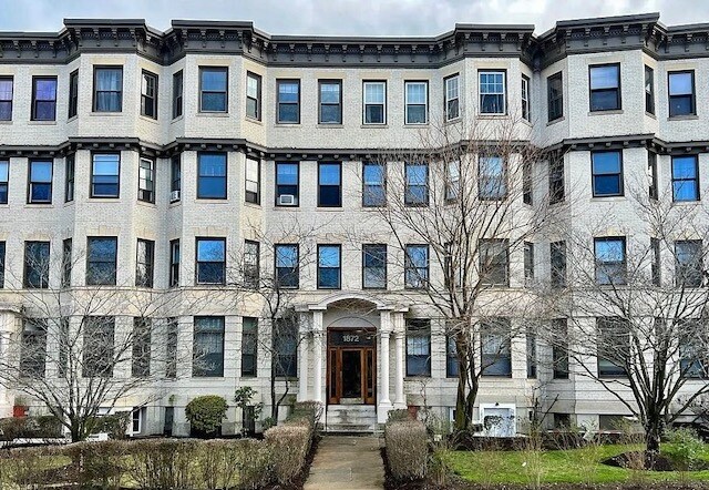 Building Photo - 1872 Commonwealth Ave