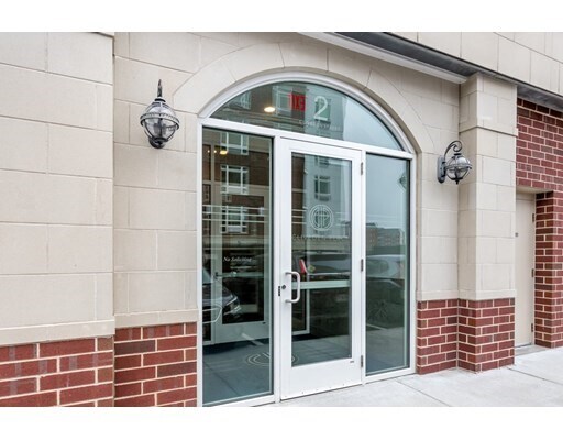 Building Photo - 2 General Dunford Dr