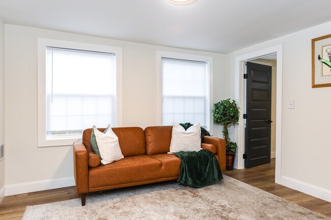 Foto del edificio - 2280 Grand Central Ave