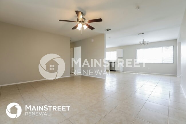 Building Photo - 3850 Pan American Blvd